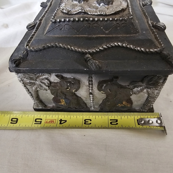 Handpainted Elephant Trinket Jewelry Keepsake Box Resin 6"x4" Eastern Decor - Picture 5 of 6